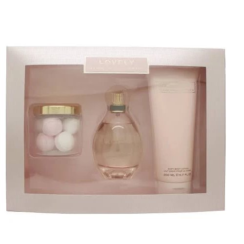 Sarah Jessica Parker Lovely Gift Set 100ml EDP + 200ml Body Lotion + 100g Bath Pearls - LookincredibleSarah Jessica Parker5060426158537