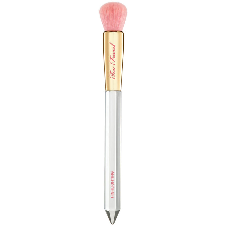 Too Faced Diamond Light Highlighting Brush - LookincredibleToo Faced651986905935